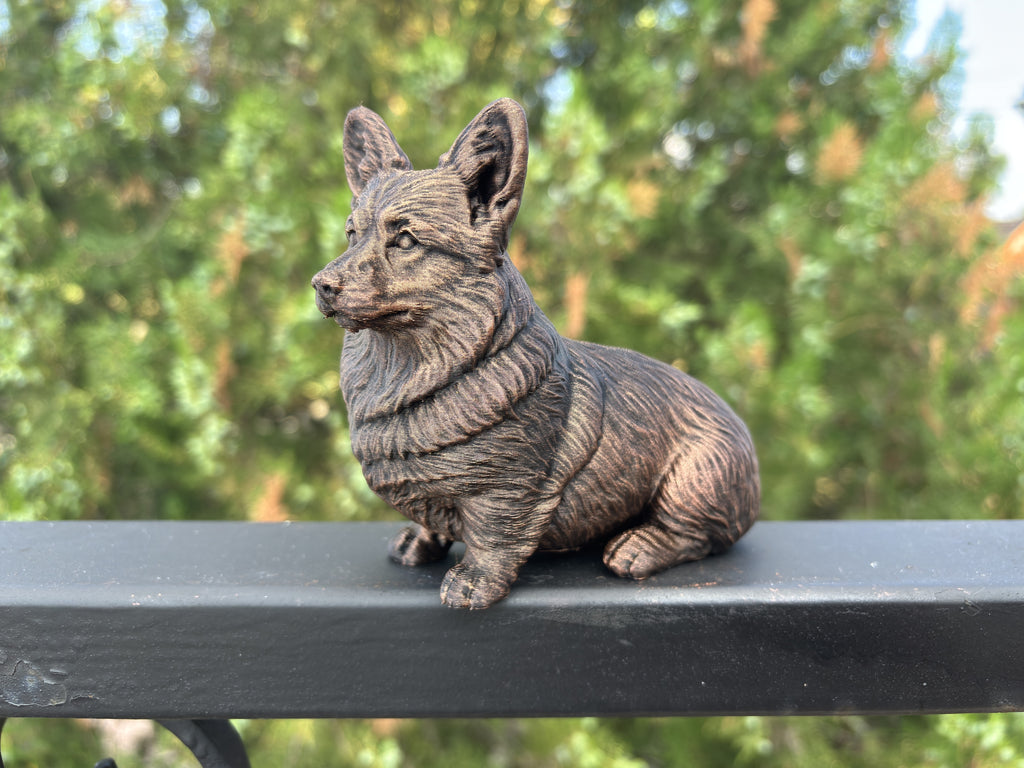Corgi – detailreiche sitzende Hundefigur | Geschenk für Corgi-Fans | Made in Germany Fehn-factory.de