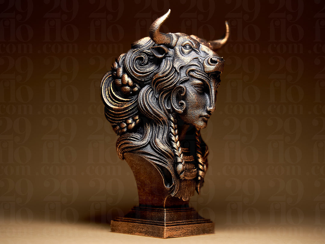 Lady Taurus Skulptur – Sternzeichen Stier FehnFactory