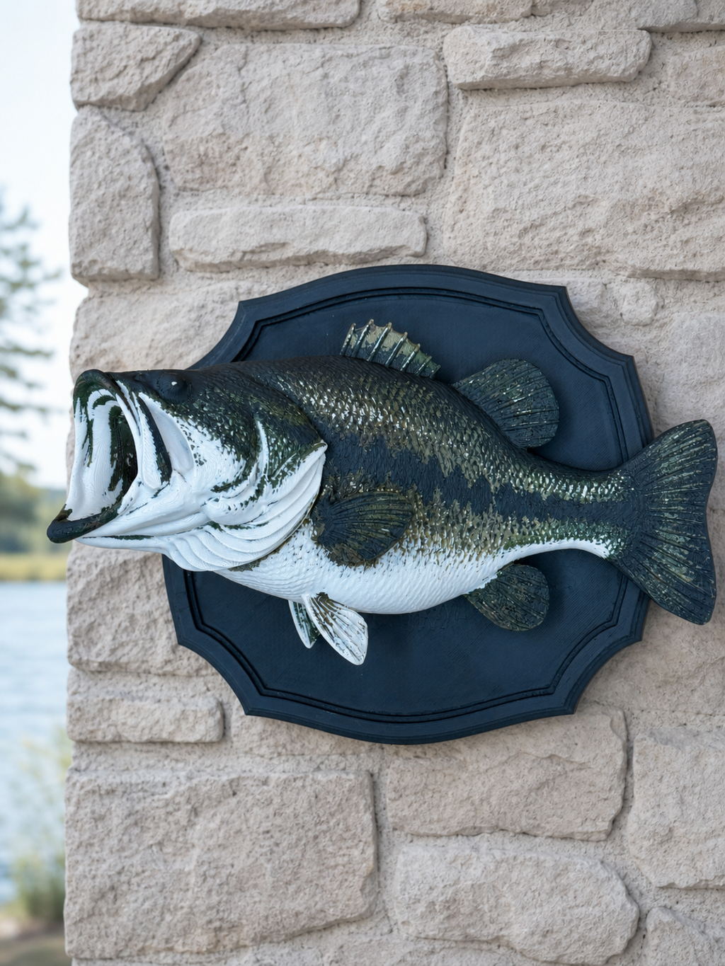 Largemouth Bass – Plastische Fisch-Wandskulptur FehnFactory