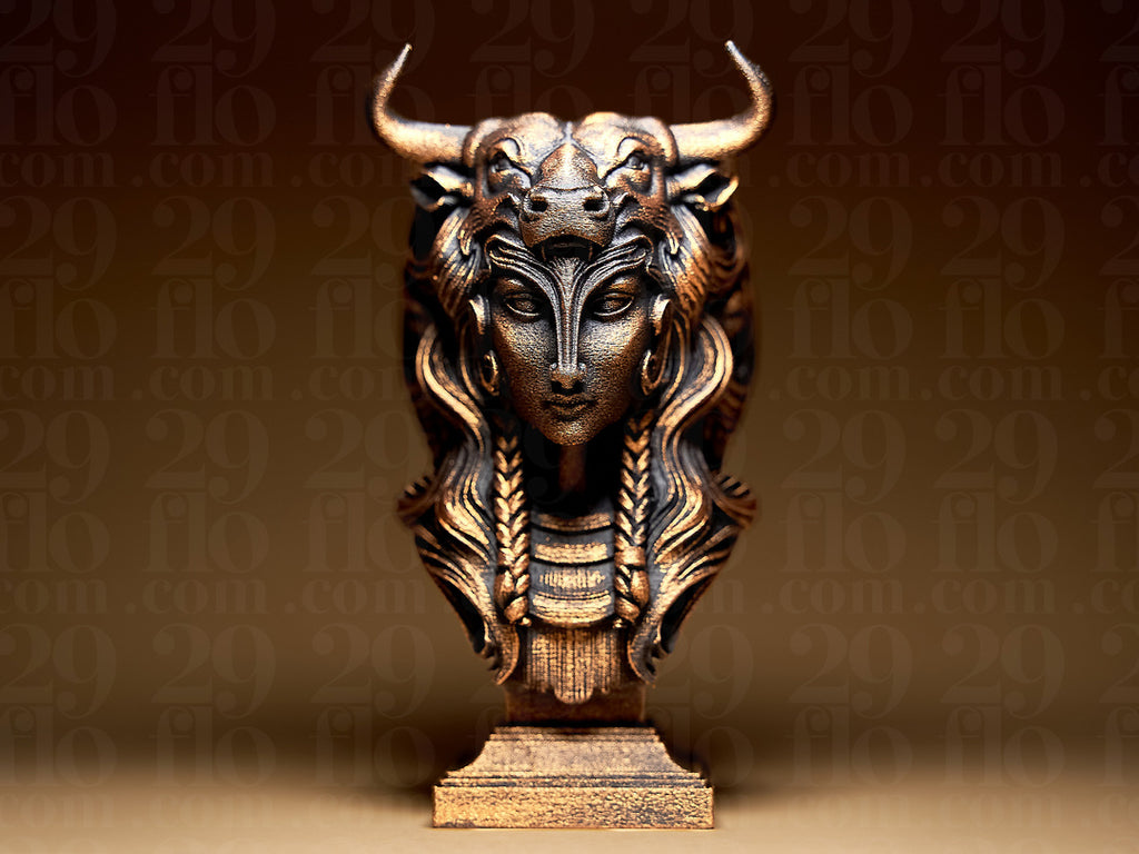 Lady Taurus Skulptur – Sternzeichen Stier FehnFactory