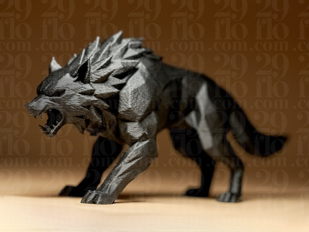 Geometrische Wolfsskulptur – Low Poly Wolf FehnFactory