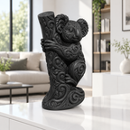 Koala am Baumstamm Ornament - Schwarz gedruckt Wohnzimmer