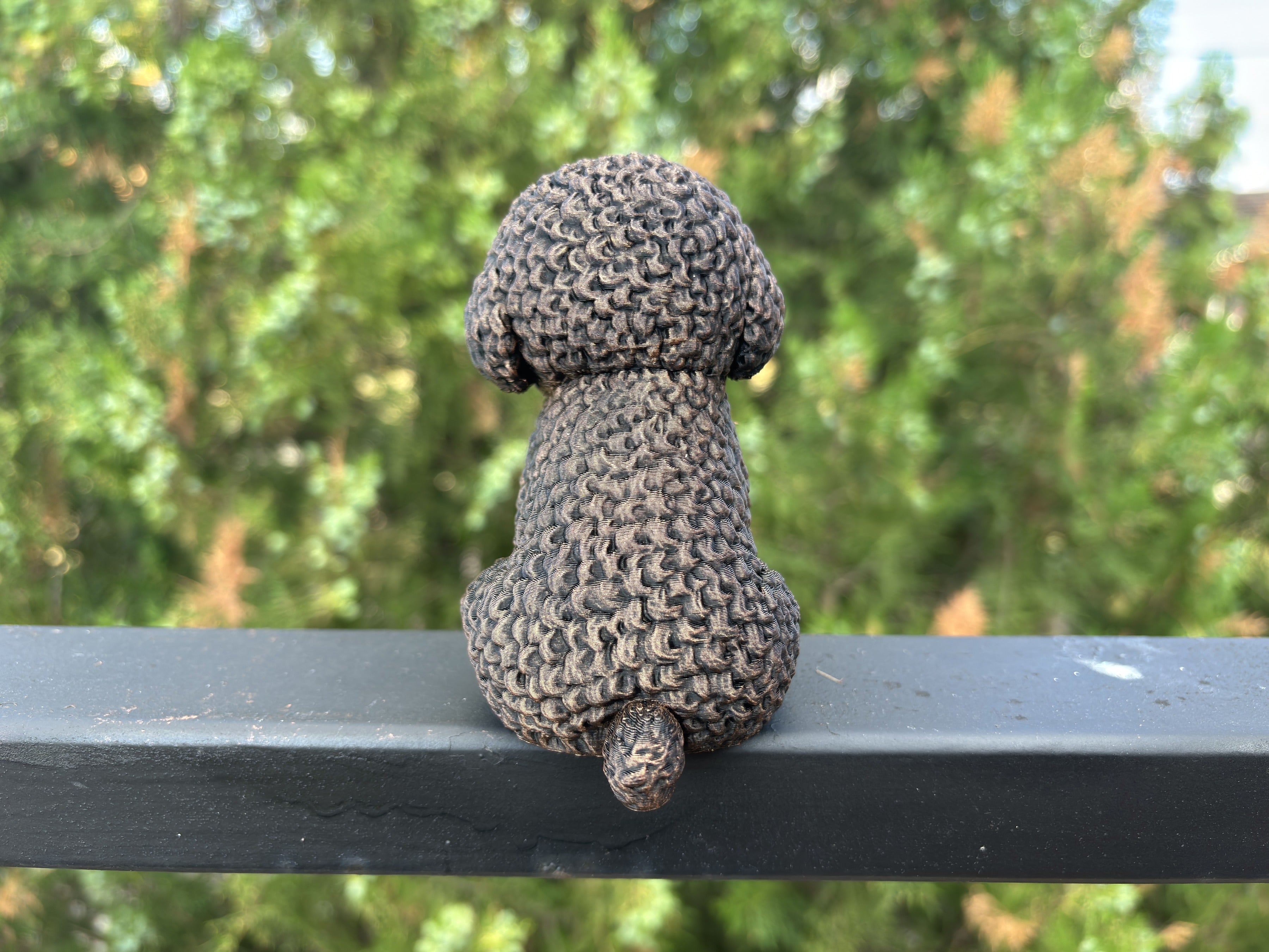 Bichon Frisé – detailreiche sitzende Hundefigur | Geschenk für Hundefans | Made in Germany Fehn-factory.de