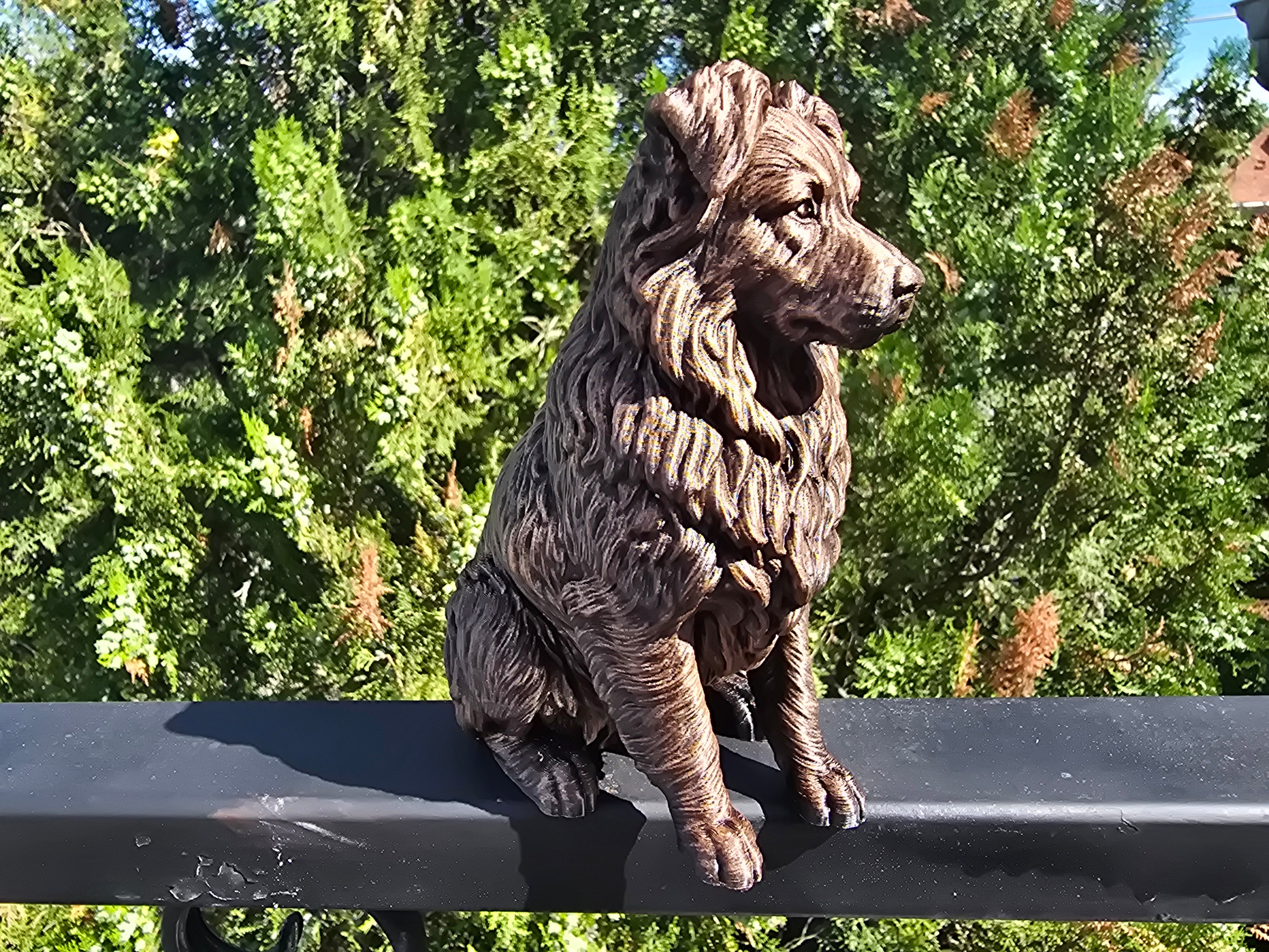 Australian Shepherd Hundefigur sitzend – Aussie-Deko für innen | Geschenk für Hundefans | Made in Germany Fehn-factory.de