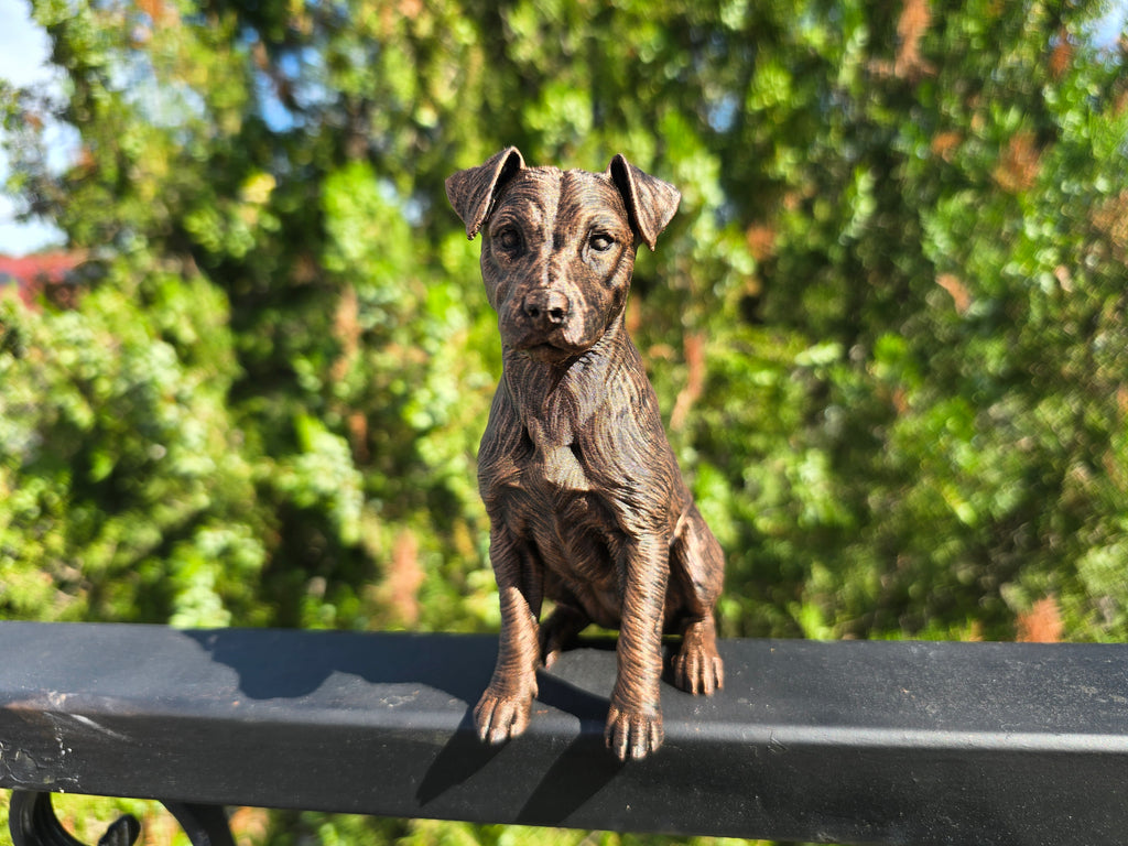 Jack Russell Terrier Figur sitzend – Hundefigur für innen | Geschenk für Terrierfans | Made in Germany Fehn-factory.de