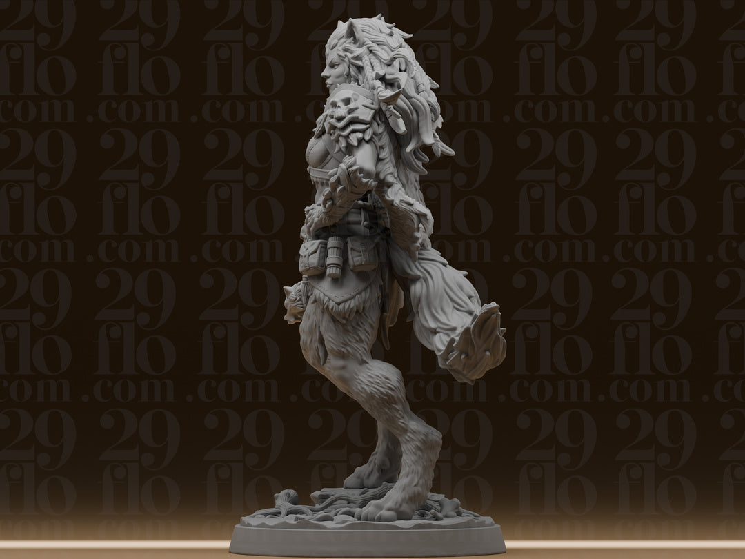 Wolfskriegerin mit Streitaxt – Fantasy-Skulptur FehnFactory