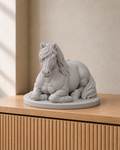 Haflinger liegend – Pferdefigur – 06 handbemalt silber