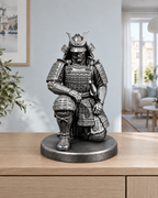 Samurai kniend - 06-handbemalt-silber