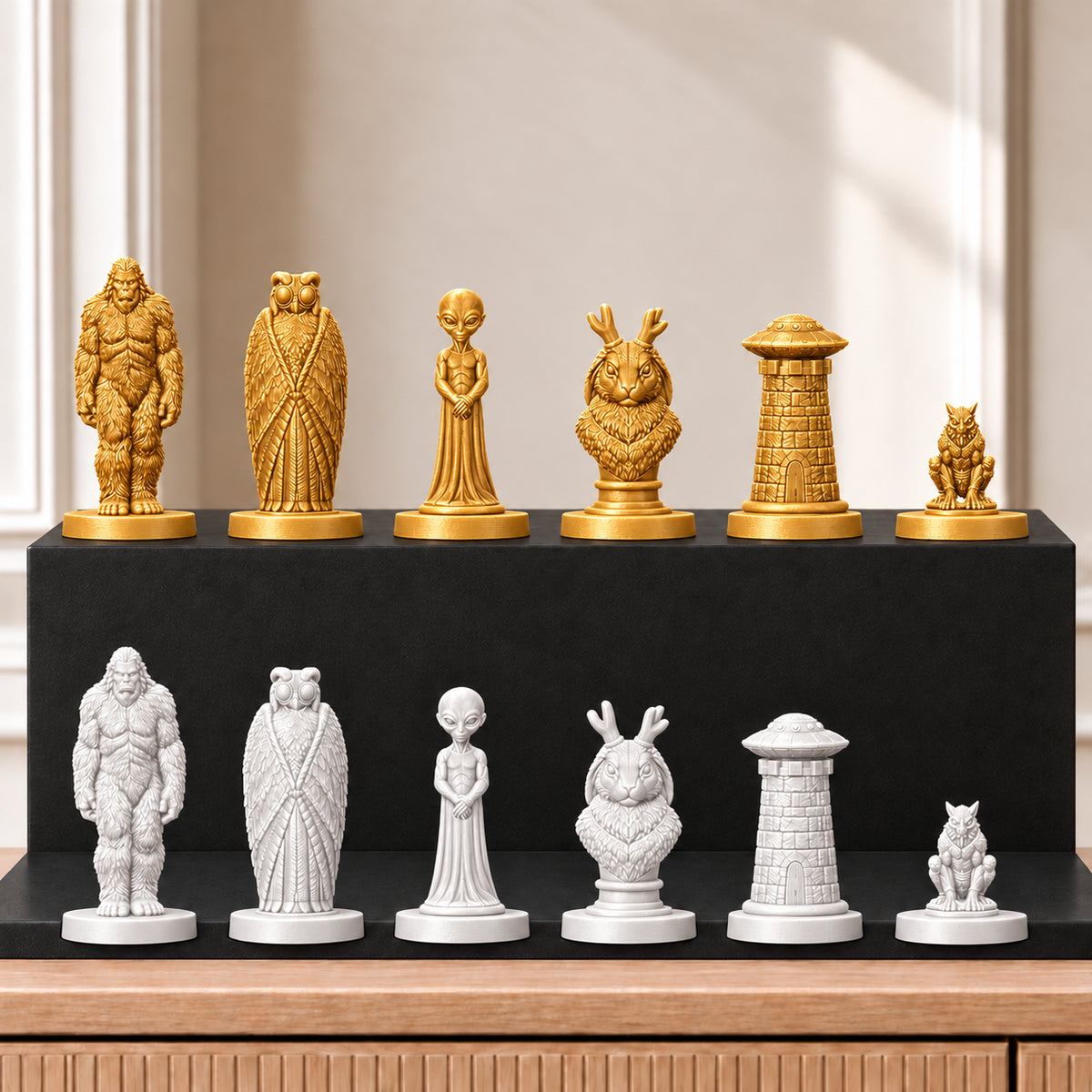Kryptiden Schachset – 06 gold weiss gedruckt