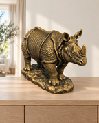Panzernashorn – 07 handbemalt gold