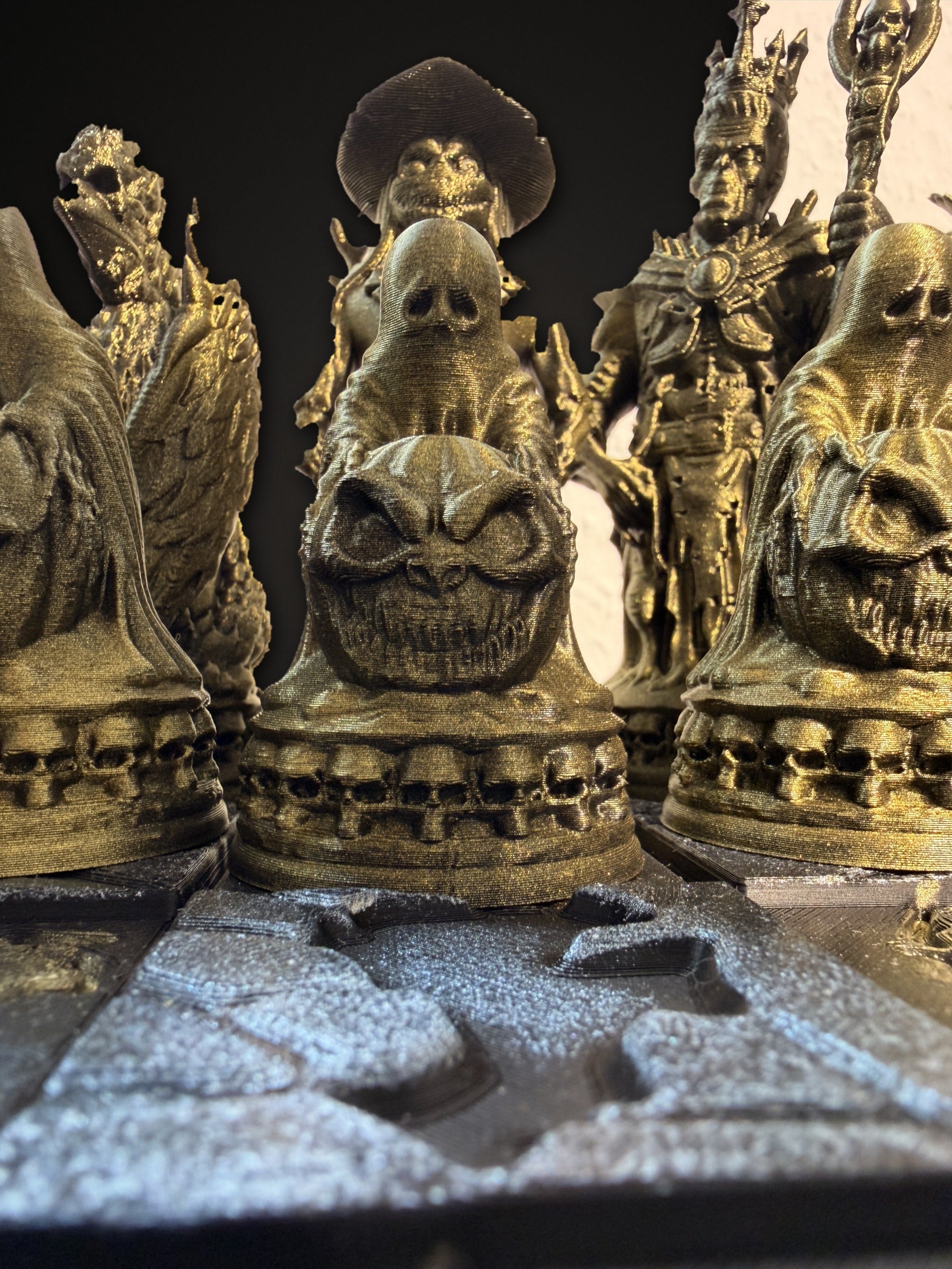 Halloween Gothic Schachset – handbemalt
