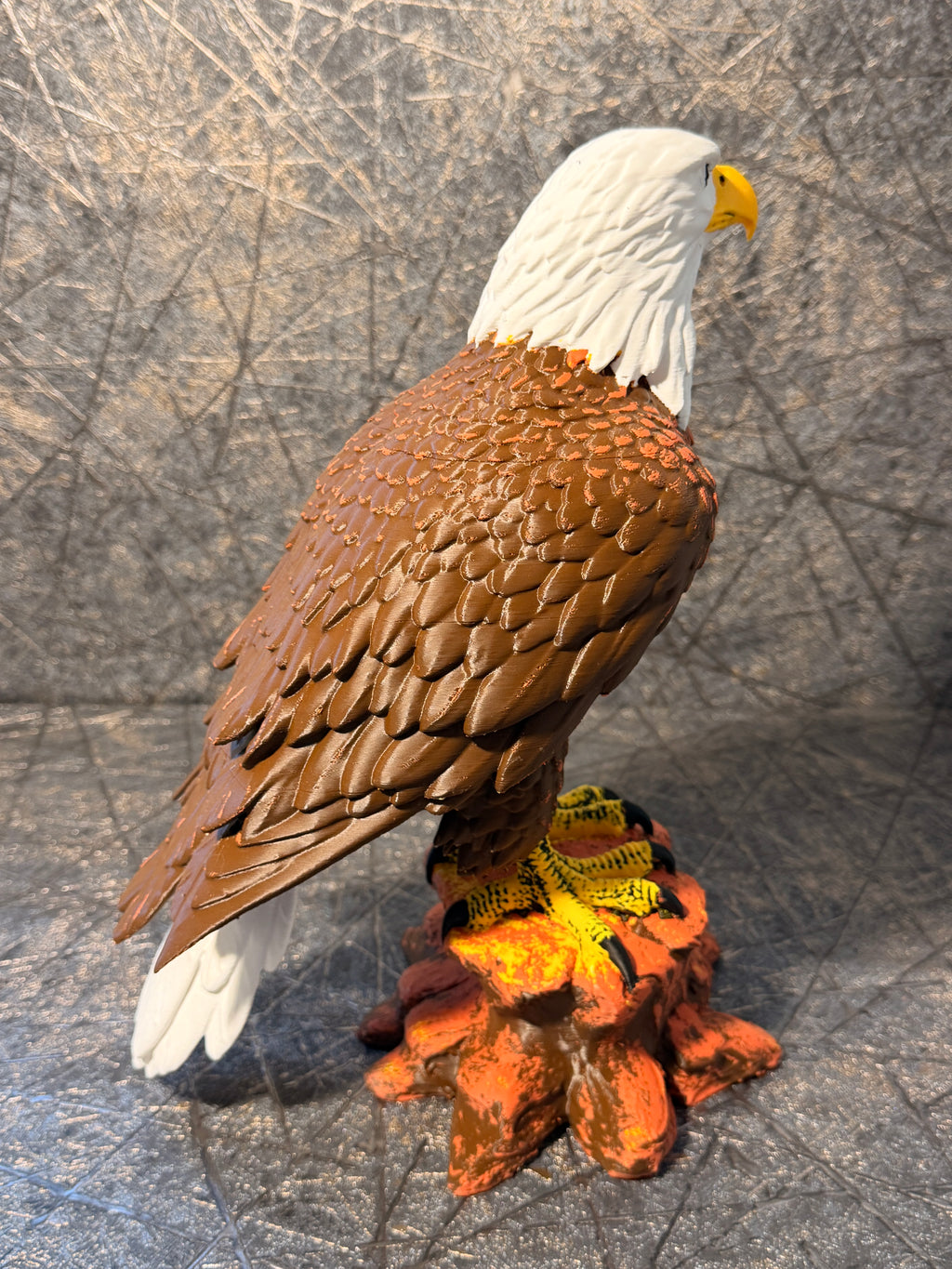 Weißkopfseeadler auf Baumstumpf – 3D-Druck Adler Figur