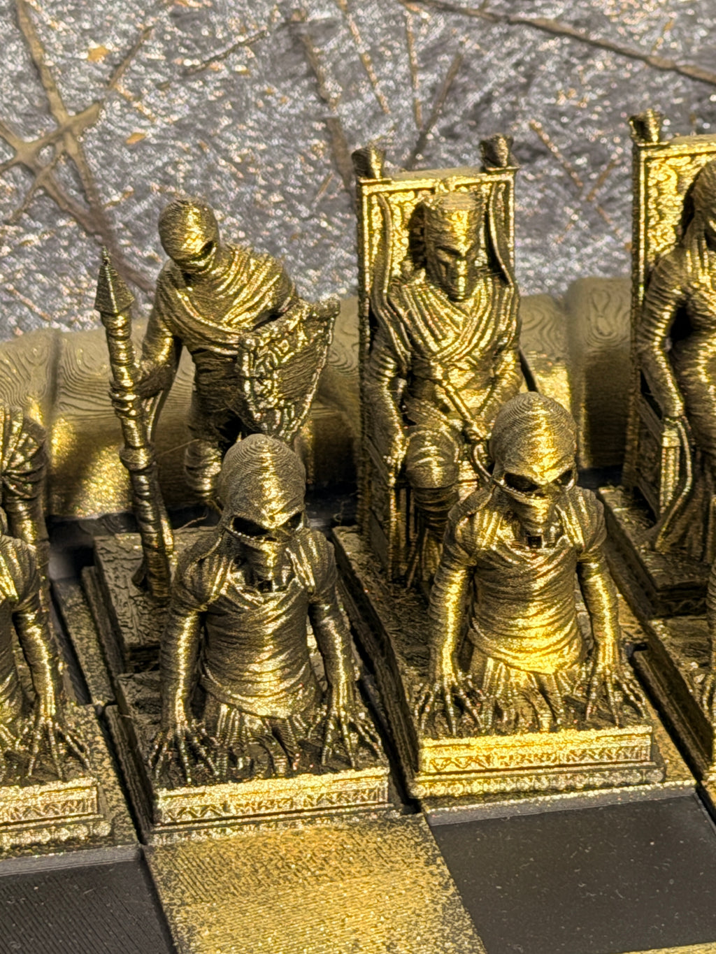Untoten-Schachset – Mumienarmee | Undead Mummy Chess Set (handbemalt)