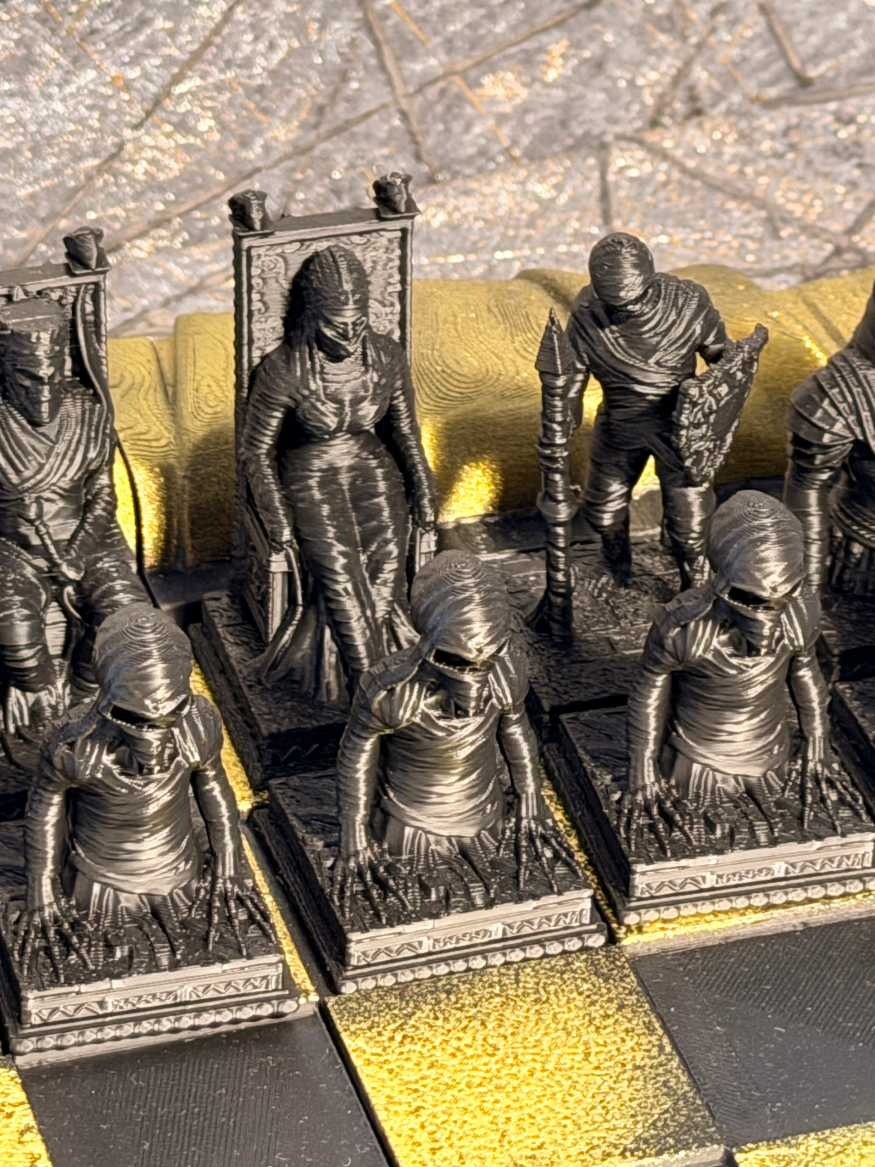 Untoten-Schachset – Mumienarmee | Undead Mummy Chess Set (handbemalt)