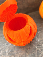 Grusel-Kürbis Orange – Deckel offen Detail
