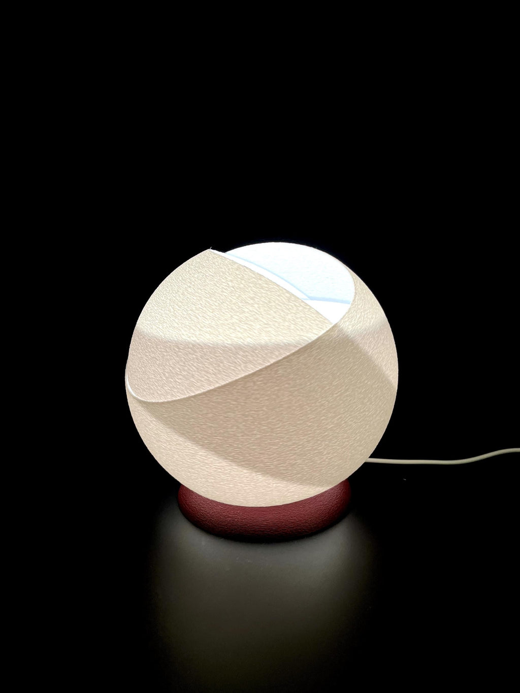 Snowball Tischlampe – Moderne Nachttischlampe mit 3D-gedrucktem Schneekugel-Look | Warmes Stimmungslicht, 16 cm Fehn-factory.de