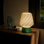 Bruma Lampe Moderne Designer Tischlampe, Farbwahl Lampenschirm Nachttischlampe Wohnzimmer Geschenkidee Fehn-factory.de