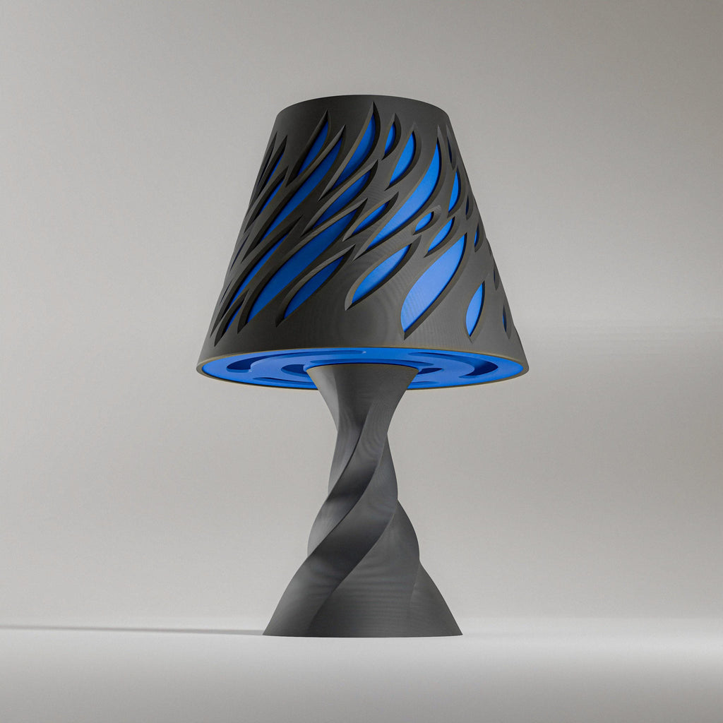 Tall Spectra – Moderne Designer-Tischlampe  mit Cutout-Lampenschirm Fehn-factory.de