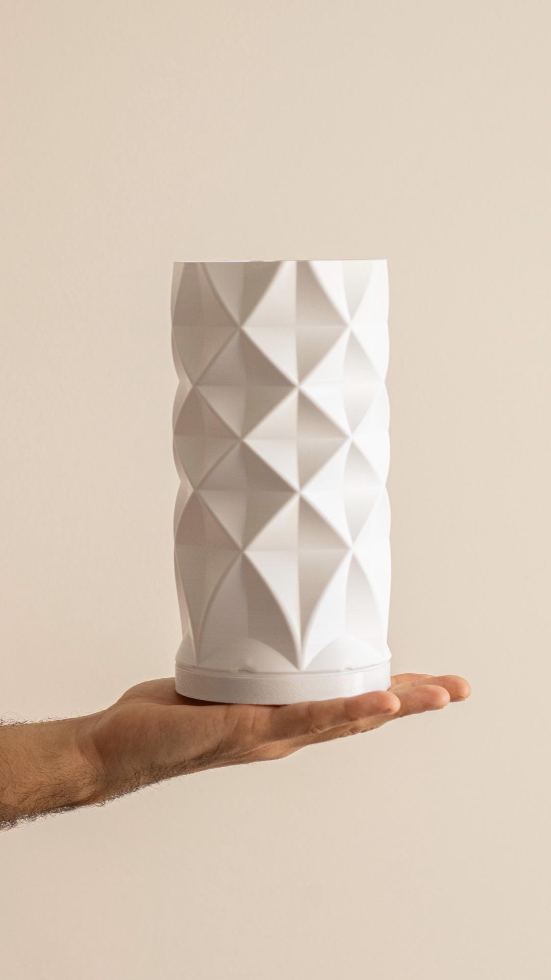 Tischlampe & Nachttischlampe – Diamonds Lampshade | Moderne Wohndeko, Designerlampe mit Fuß, E27 Fehn-factory.de