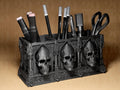 Gothic Skull Organizer – Schädel Stiftehalter & Schreibtisch Organizer im düsteren Kathedralen-Design Fehn-factory.de