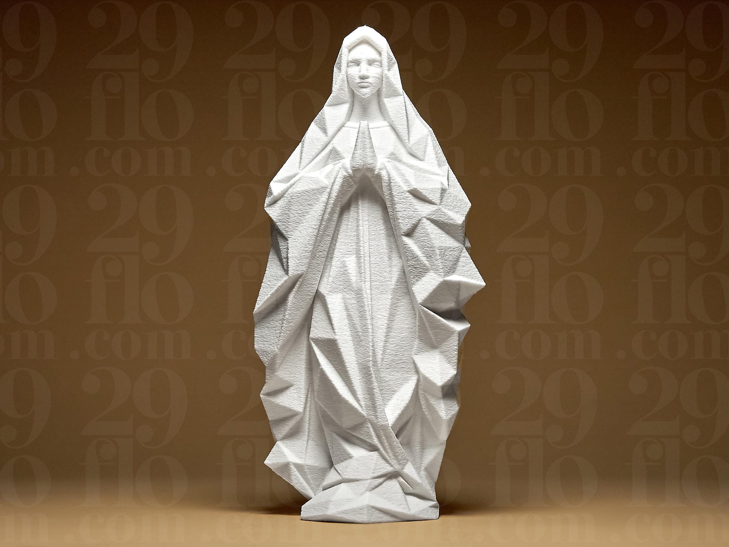 Geometric Saint Mary Statue – Moderne Marienfigur | Polygonale Heilige Maria Statue | Zeitlose 3D-Kunst für Zuhause oder Andachtsraum Fehn-factory.de