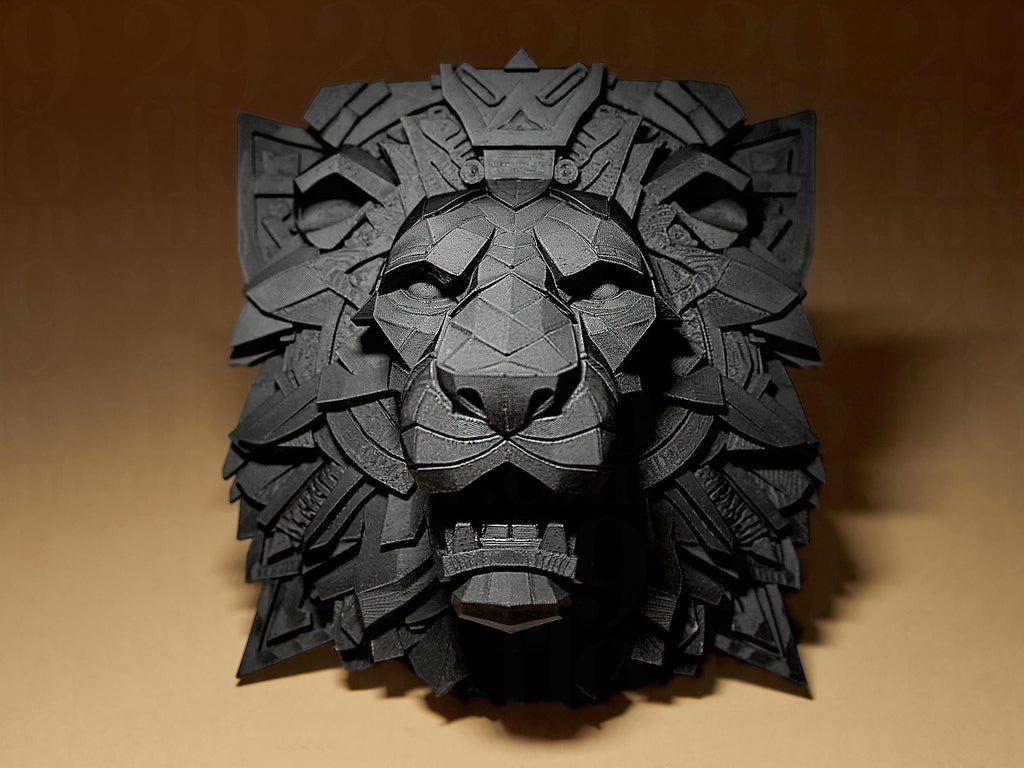 Lion Relief Exclusive | Schwarzes 3D Löwenrelief | Wanddekoration | 29Flo Black Series | Modernes geometrisches Design Fehn-factory.de
