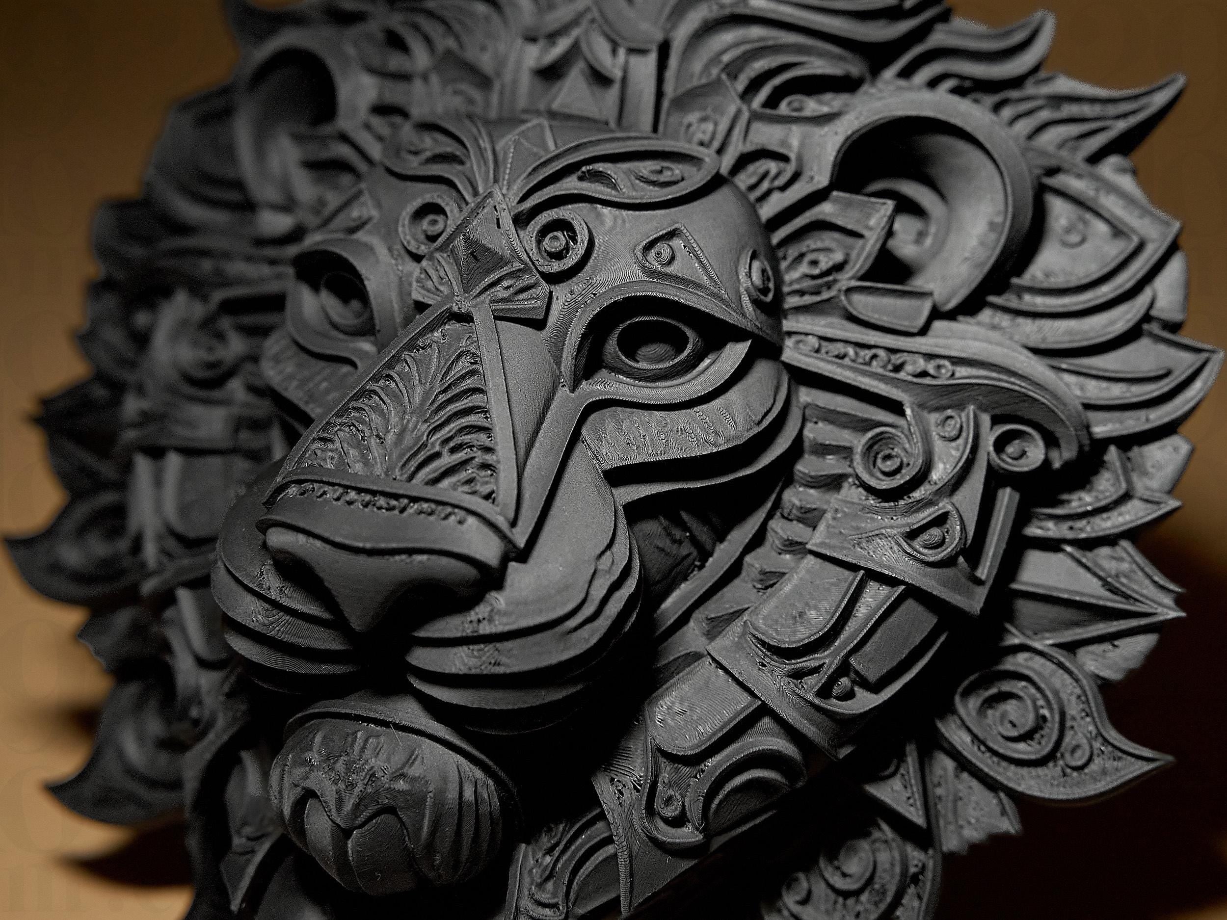 Lion Relief | Detailliertes Löwenrelief im 3D-Design | Schwarze Wandskulptur im modernen Stil Fehn-factory.de