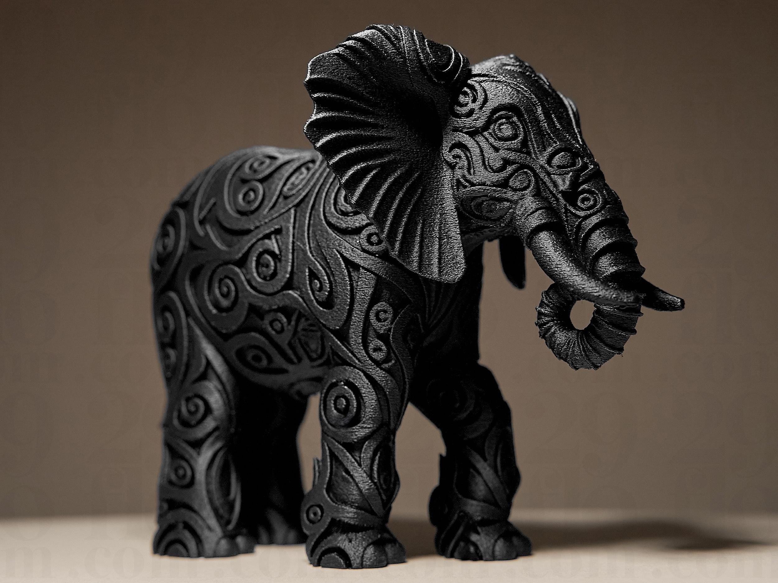 Designer Elephant Sculpture | Schwarze Elefantenfigur im modernen Stil | 3D-gedruckte Kunstskulptur mit Ornamentstruktur Fehn-factory.de