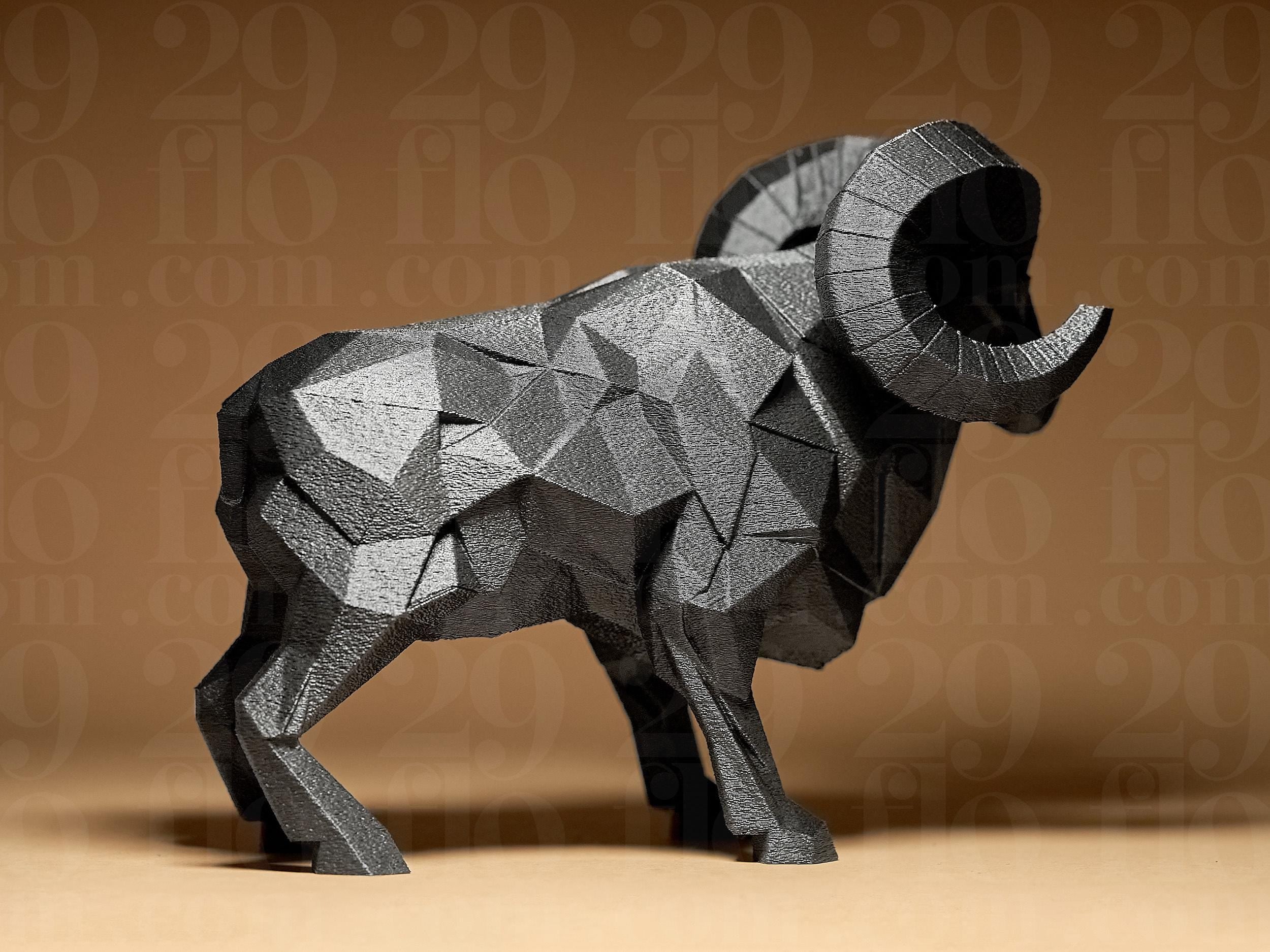 Geometric Ram Figurine | Moderner Widder aus geometrischen Formen | Stylische Dekofigur in Schwarz Fehn-factory.de