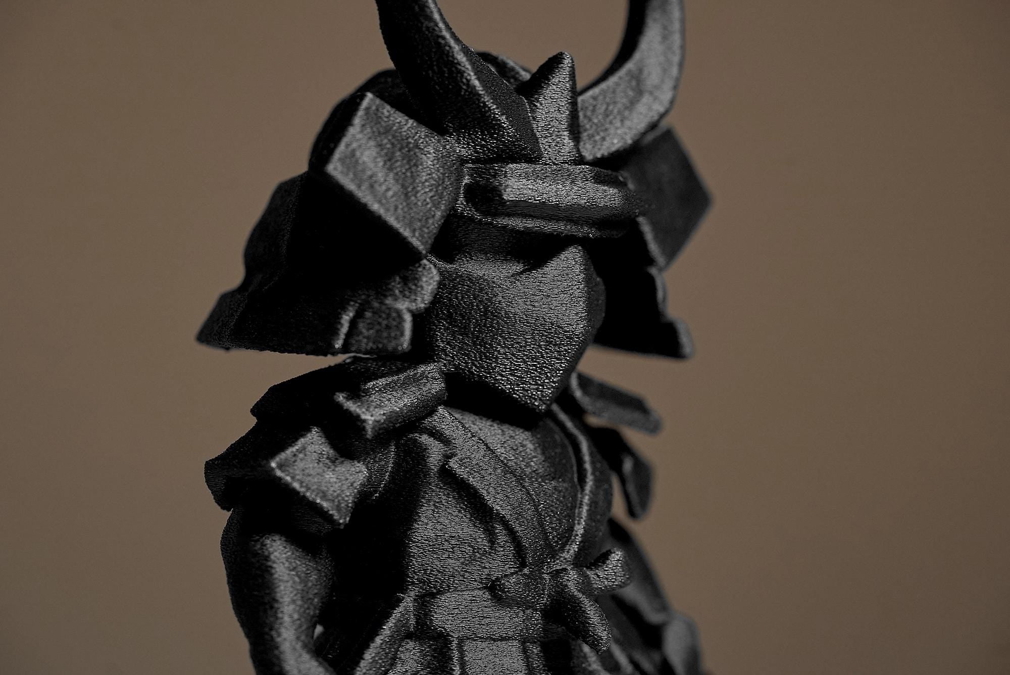 Mini Samurai Decor Figur | Japanischer Krieger Statue | Moderne Kawaii Deko | Dark Art