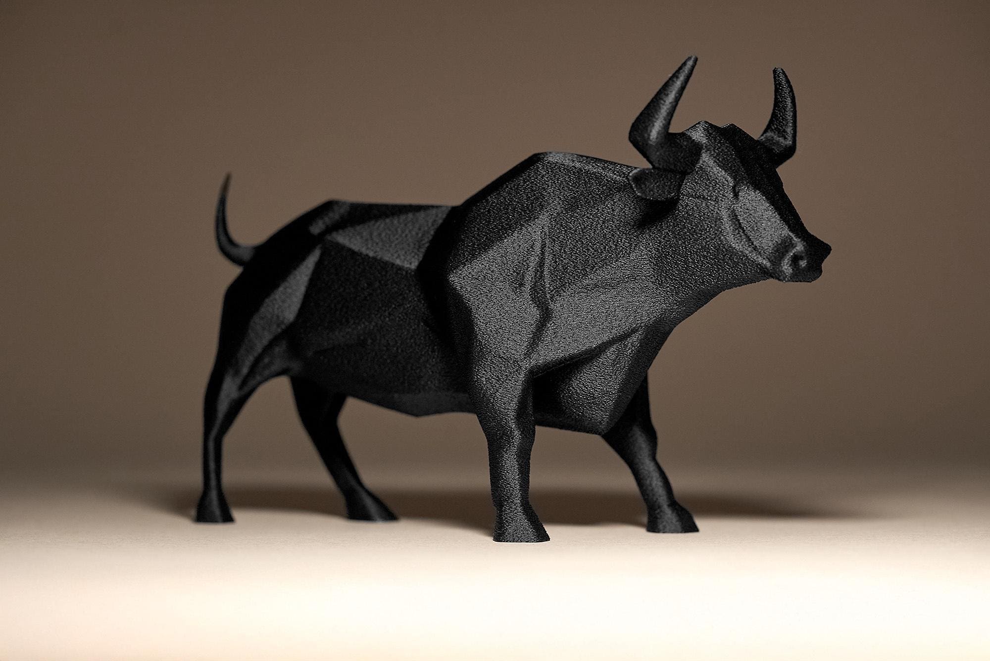Bull Decor Statue | Stier Figur Skulptur | Low Poly Modern Art | Dark Art Deko