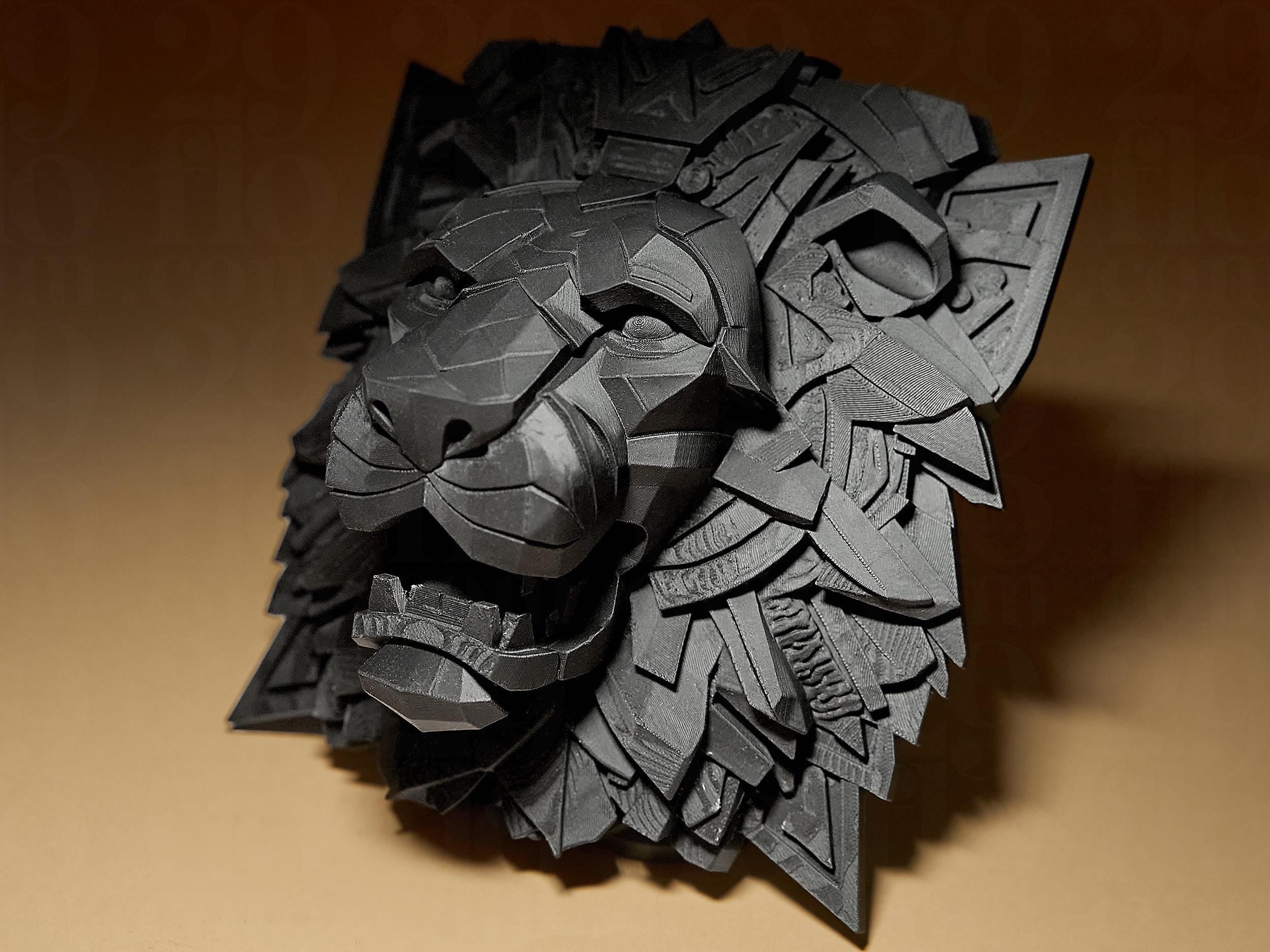 Lion Relief Exclusive | Schwarzes 3D Löwenrelief | Wanddekoration | 29Flo Black Series | Modernes geometrisches Design Fehn-factory.de