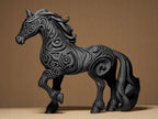 Designer Horse Sculpture | Schwarzes Pferd im modernen Stil | 3D-gedruckte Kunstskulptur mit Ornamentstruktur Fehn-factory.de