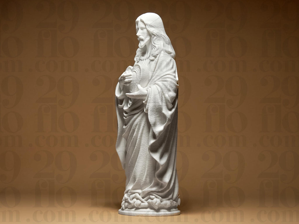 Jesus with Heart Statue | Religiöse Figur im klassischen Stil | Detailreiche Heiligenfigur aus Weiß Fehn-factory.de
