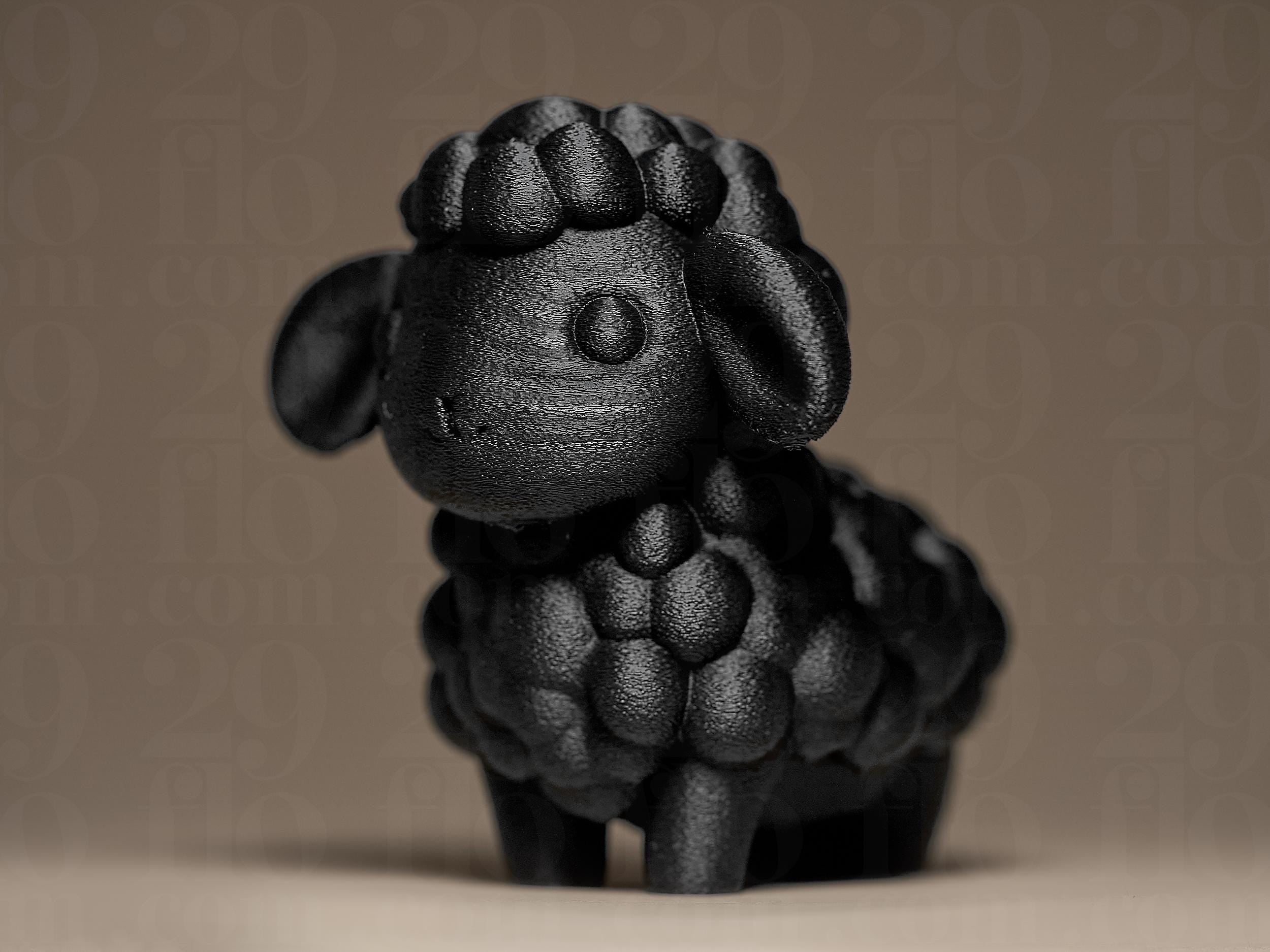 Adorable Little Lamb | Verspielte Schaf-Figur | Minimalistisches Dekorationsobjekt in Schwarz Fehn-factory.de
