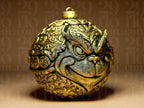 Grinch Weihnachtskugel | Ornamental Dark Art | Gothic Christbaumkugel | Deko Anhänger