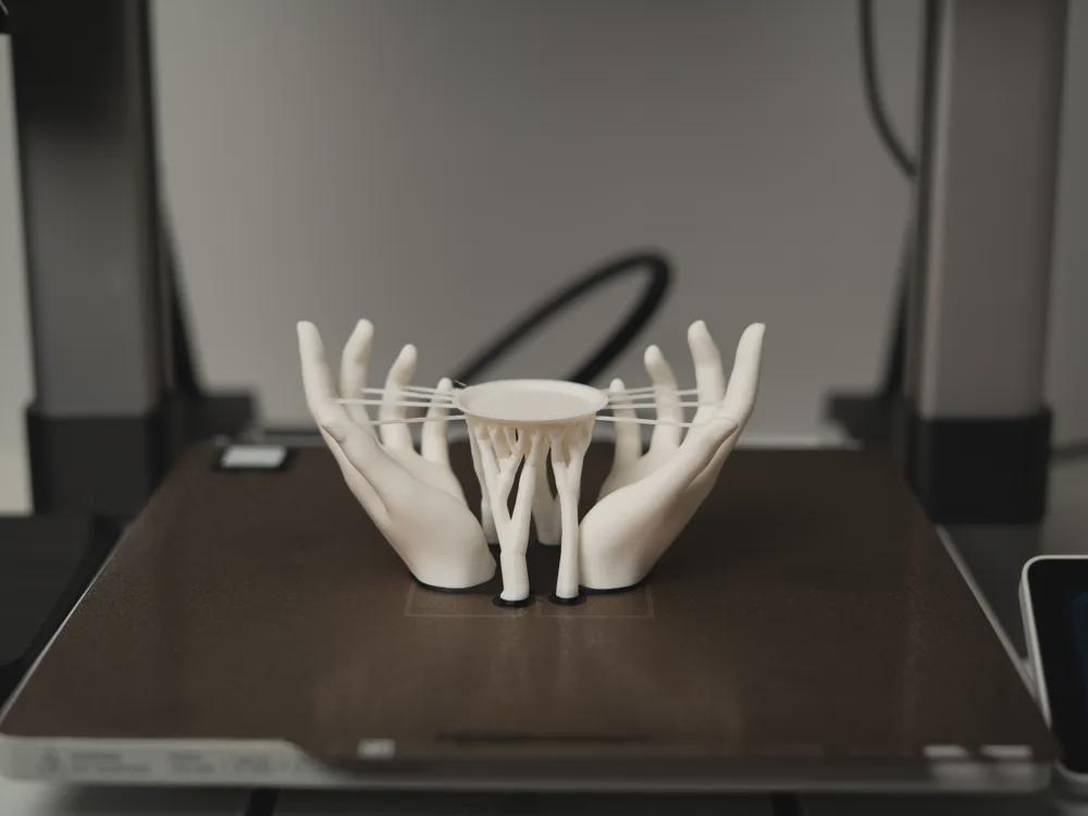 Schwebendes Teelicht Halter | Gothic Laterne | Ornamentale Deko | Dark Art Kerzenständer