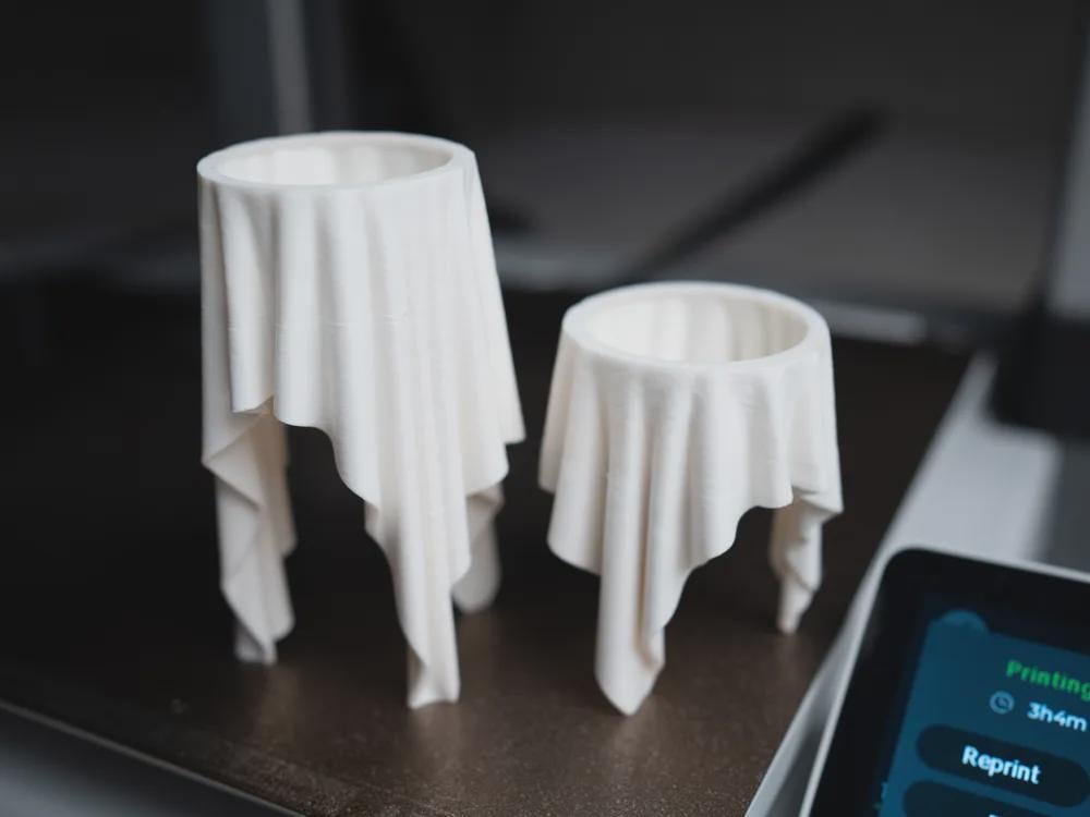 Schwimmende Stoffkerze Set | 2er Set LED Teelichthalter | Abstraktes Design | Moderne Deko