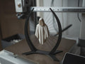 Schwebender Geist Skulptur | Fadenkunst Halloween Deko | Gothic Dementor Figur | Abstrakte Deko