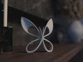 Minimalistische Schmetterlings Skulptur | Abstrakte Tierfigur | Modernes Design | Elegante Deko Fehn-factory.de