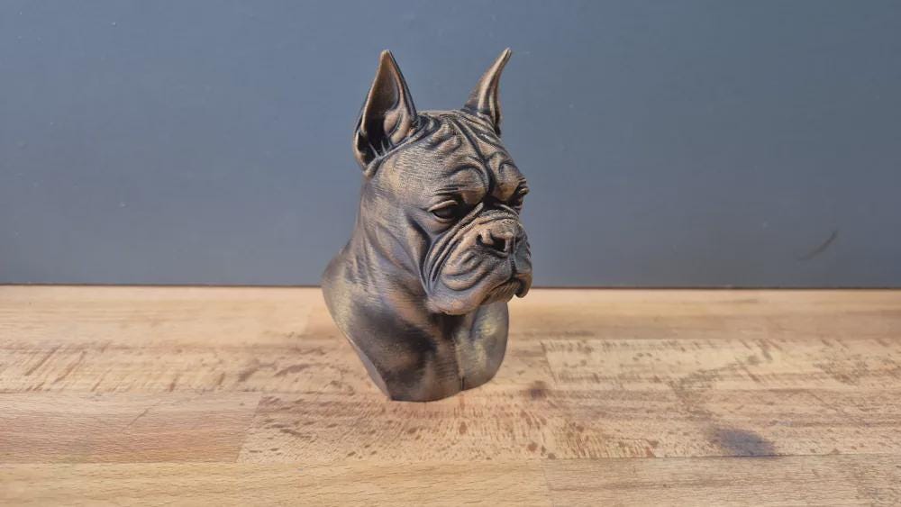 Boxer mit kupierten Ohren Büste / Realistic Boxer with Cropped Ears Bust - Handbemalt & Detailliert