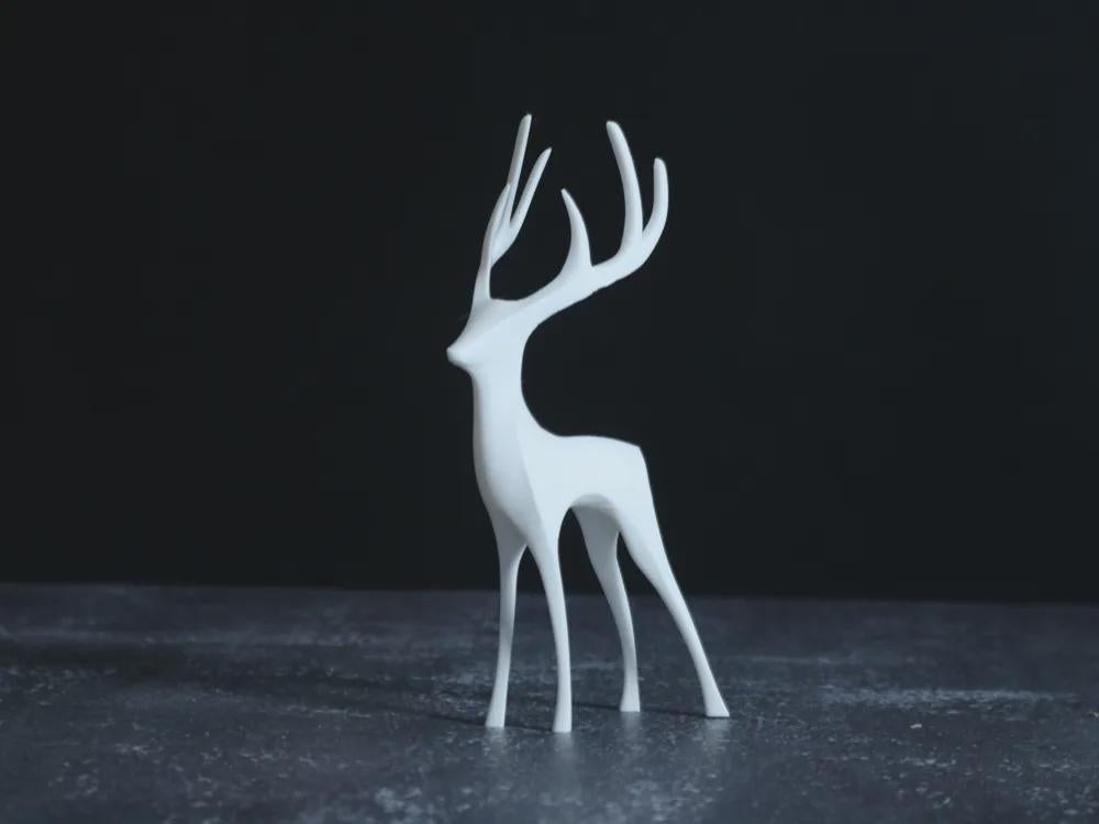 Hirschbock Skulptur | Minimalist Stag Figure | Moderne Tierstatue | Skandinavisches Design