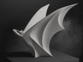 Fliegende Fledermaus Skulptur | Dark Art Bat Figure | Abstrakte Tierstatue | Gothic Deko