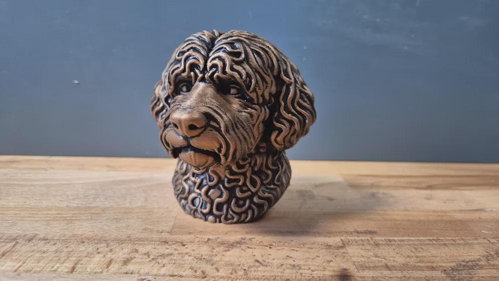 Portugiesischer Wasserhund Büste – Realistic Portuguese Water Dog Dog Bust | Handbemalt & 3D-Printed – Ultra-Detaillierte Sculpture