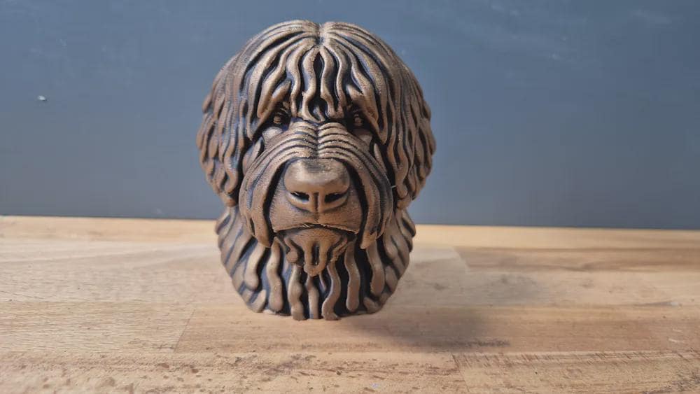 Komondor-Büste – Realistic Komondor Dog Bust | Handbemalt & 3D-Printed – Ultra-detaillierte Skulptur