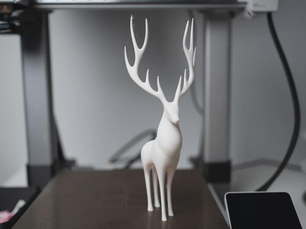 Minimalist Hirsch Skulptur | Elegante Elch Figur | Moderne Weihnachtsdeko | Skandinavische Statue