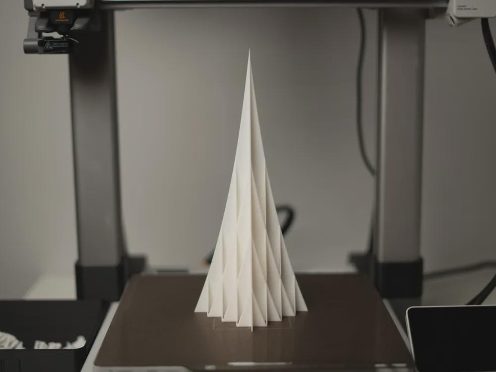 Geometrischer Weihnachtsbaum | Moderne LED Laterne | Falt-Design Deko | Minimalist