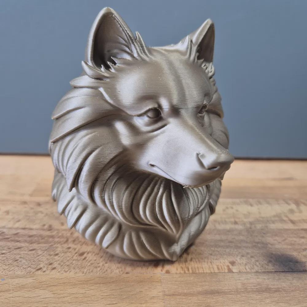 Wolfspitz (Keeshond) Büste / Realistic Wolfspitz (Keeshond) Bust – Handbemalt & Detailliert Fehn-factory.de
