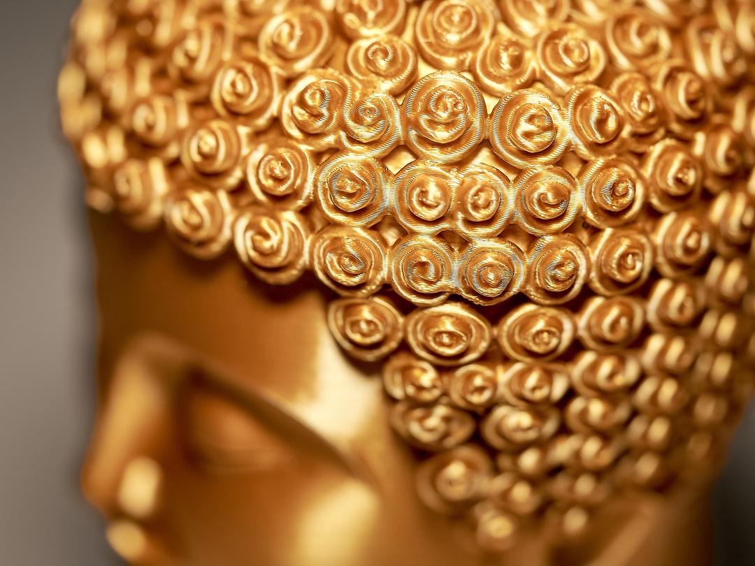Buddha Kopf Skulptur | Ornamental Buddha Statue | Zen Garden Decor | Yoga Geschenk | Gold Spiritual Art | Meditation Altar Fehn-factory.de