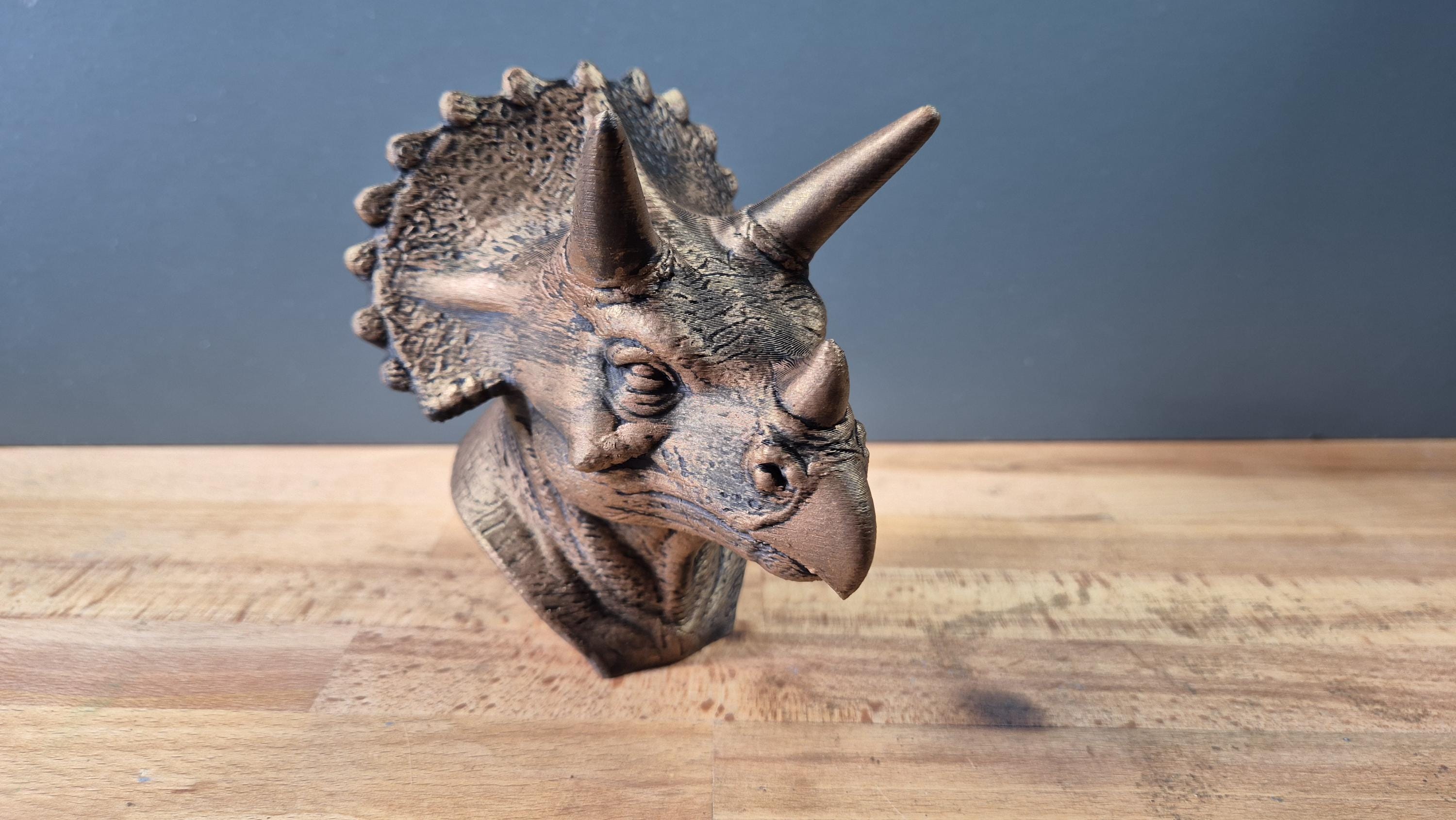Triceratops – detailreiche Dinosaurierbüste mit drei Hörnern | 19 Farben & 3 Größen | Made in Germany